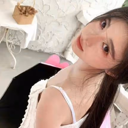 八字身旺,官殺混雜的女性:膽大與外遇的關係