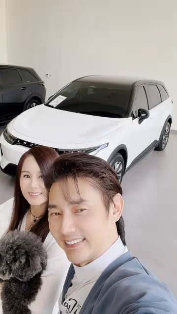 別人老公都不讓人失望！　包偉銘寵妻買140萬新車撫平她家人離世傷痛