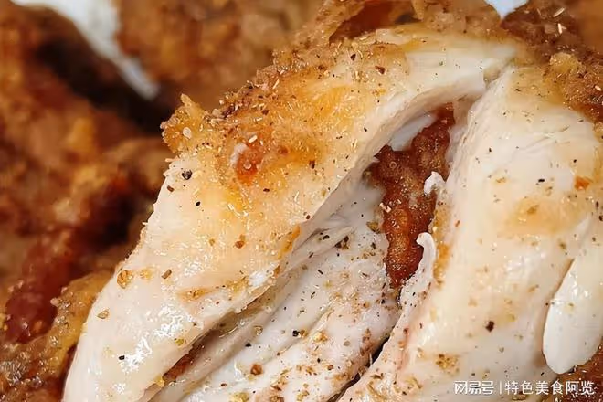 5月試試這道菜,椒鹽鴨腿太美味,外焦里嫩又下飯,風味嘎嘎棒