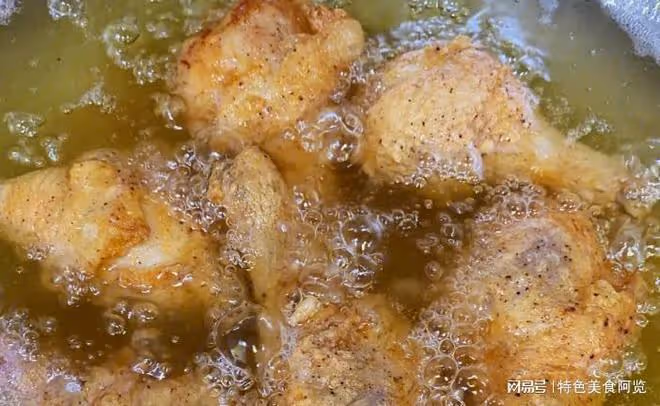 5月試試這道菜,椒鹽鴨腿太美味,外焦里嫩又下飯,風味嘎嘎棒
