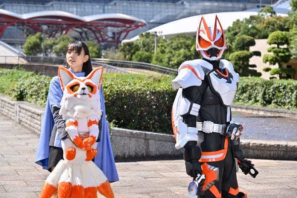 「豪乳版石原聰美」安倍乙接演《假面騎士》！曾來台拍攝辣暈粉絲