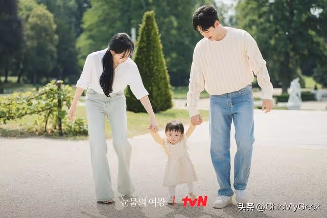 《眼淚女王》7大可愛彩蛋!金秀賢致敬千頌伊瘋演技!