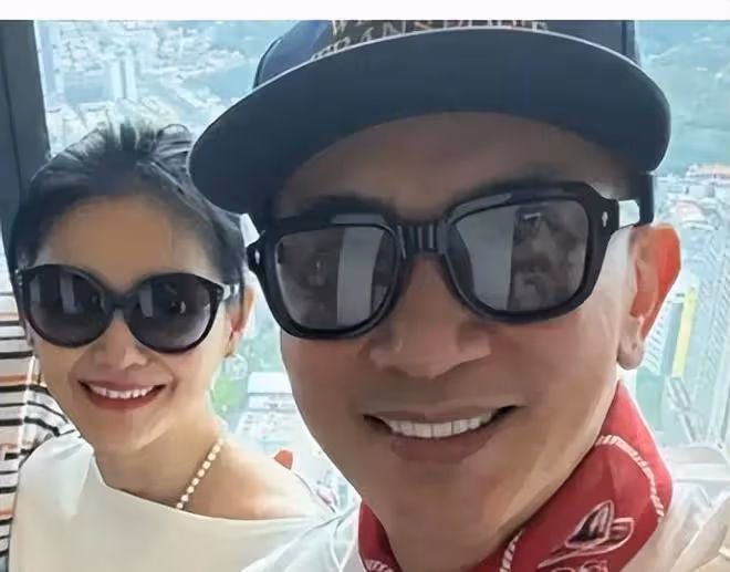 大S近照被嘲顯老,本人親自曬出老公視角照澄清,結果牆都P歪