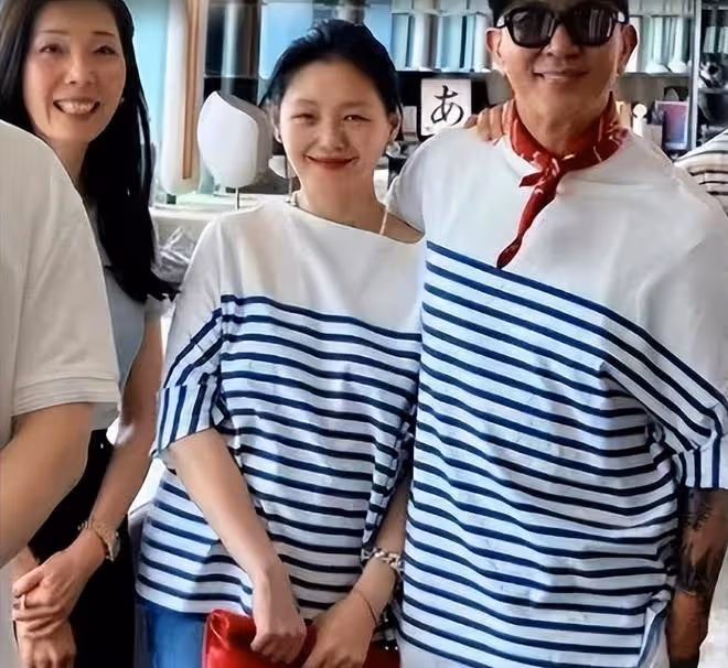 大S近照被嘲顯老,本人親自曬出老公視角照澄清,結果牆都P歪