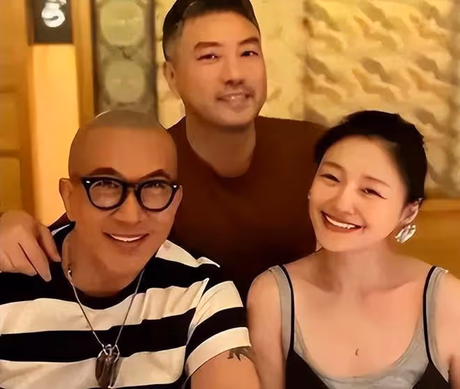 大S近照被嘲顯老,本人親自曬出老公視角照澄清,結果牆都P歪