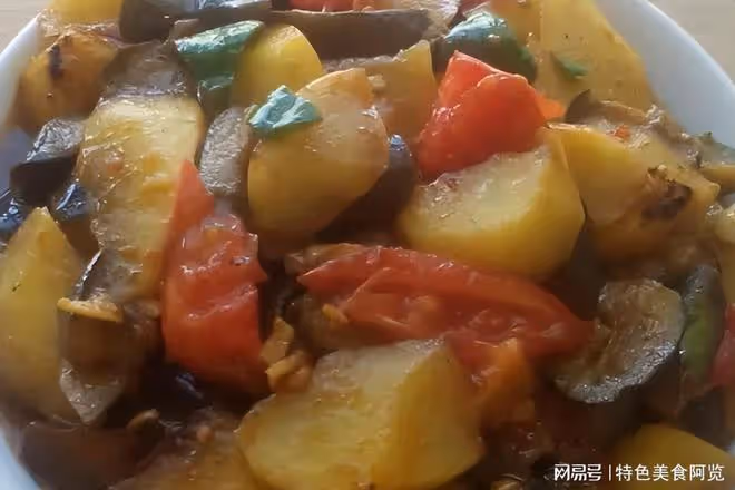 土豆燉茄子坦白局,這麼做嫩鮮味美,保姆級攻略,老少皆宜的美食
