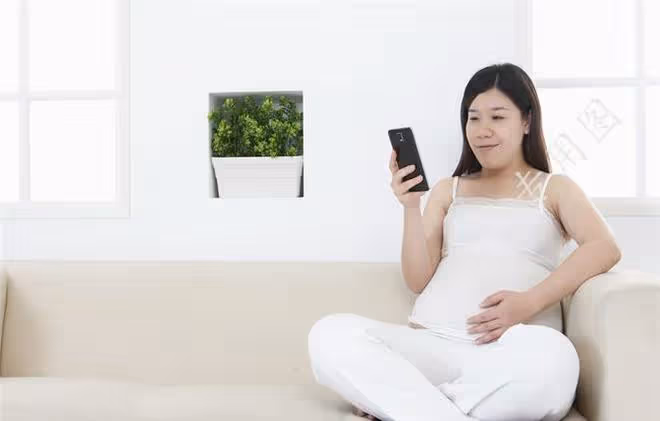 11口人全被老公接來家裡住,我立刻去辭職:來,12口人養著吧