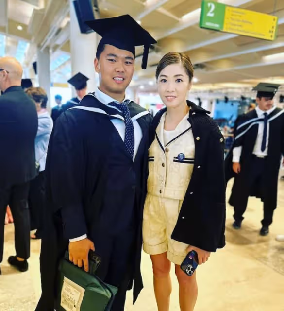 50歲港姐冠軍穿古裝年輕20歲！當選兩年就閃嫁富商！遺憾沒拍劇