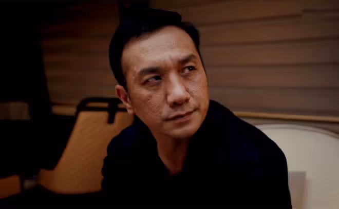 《新生》直到程浩冒死救下費可,陳樹發都不知道,程浩愛的是費可