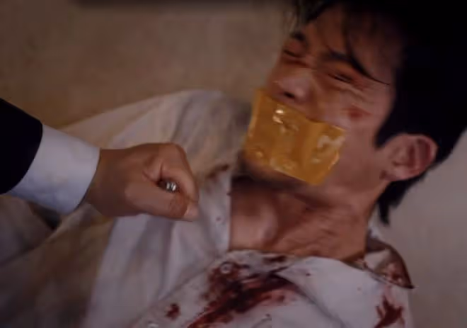 《新生》陳樹發要殺費可,程浩捨命相救,何珊揭秘,劉漠不簡單?