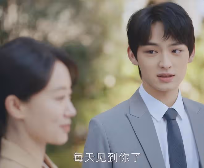 導演越拍越大膽,「姐弟戀」劇年齡差越來越大,不怕晚節不保啊?