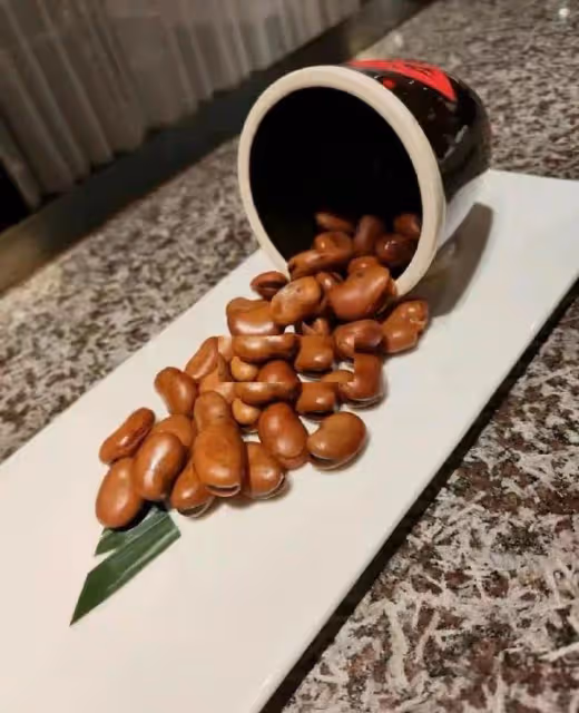 高亞麟徐梓鈞見面飯店被扒:招牌菜是愛情茴香豆,還有情愫神仙雞