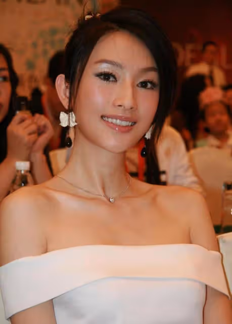 張儷性感照流出,嫵媚動人,網友:得不到的女神