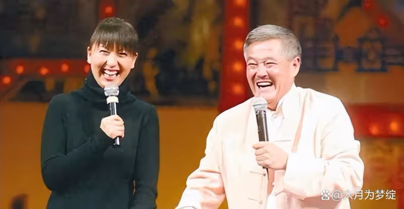 趙本山說拯救了一個惡毒女人的演藝生涯,她卻忘恩負義背叛我上位
