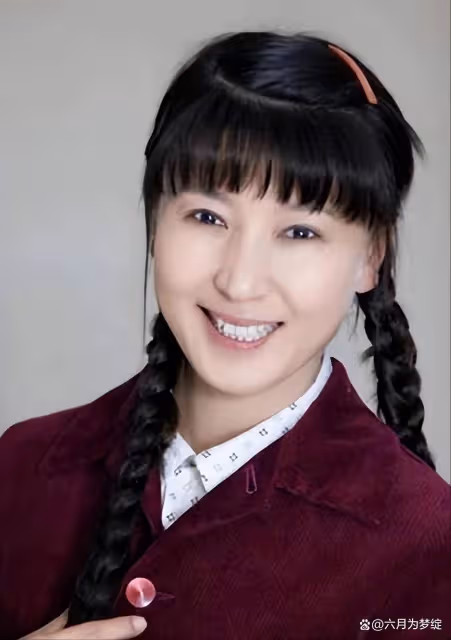 趙本山說拯救了一個惡毒女人的演藝生涯,她卻忘恩負義背叛我上位