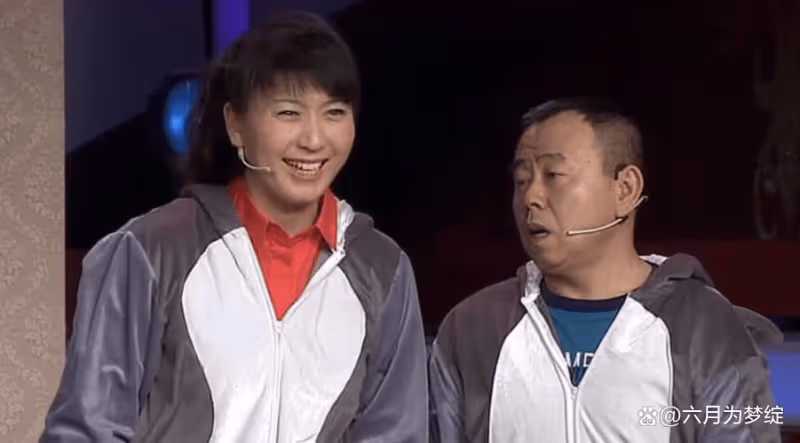 趙本山說拯救了一個惡毒女人的演藝生涯,她卻忘恩負義背叛我上位