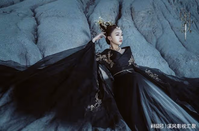 於正被壓7年的劇,頭頂青銅器,白鹿許凱做配,投資3億,男主已涼