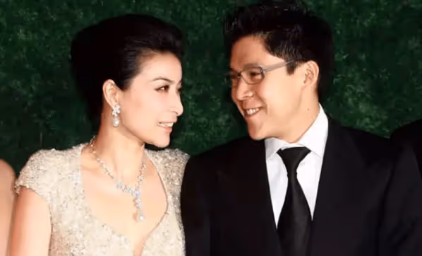 郭晶晶霍啟剛感情破裂?兩人多次被確認已離婚,婚姻狀況備受煎熬