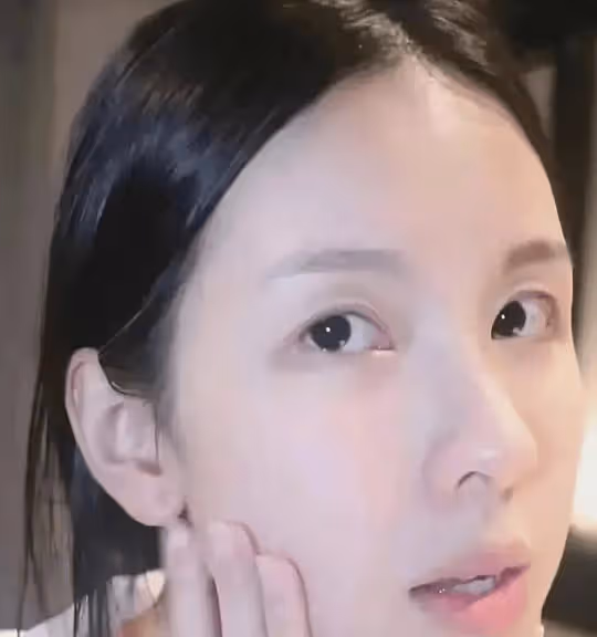 馬伊琍:我卸妝了,劉濤:我也卸妝了,再看高圓圓:太真實了