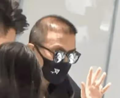 汪峰禿頂引嘲笑,離開章子怡變成十八線,經濟壓力盡顯