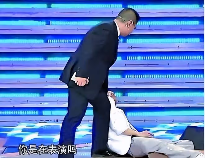 中國最「邪門」的綜藝節目:老闆入獄,主持人被坑,BOSS團破產