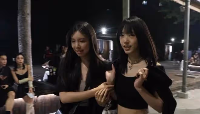 大S全家現身看具俊曄演出,小S兩女兒打扮火辣,大姐徐熙嫻罕露面