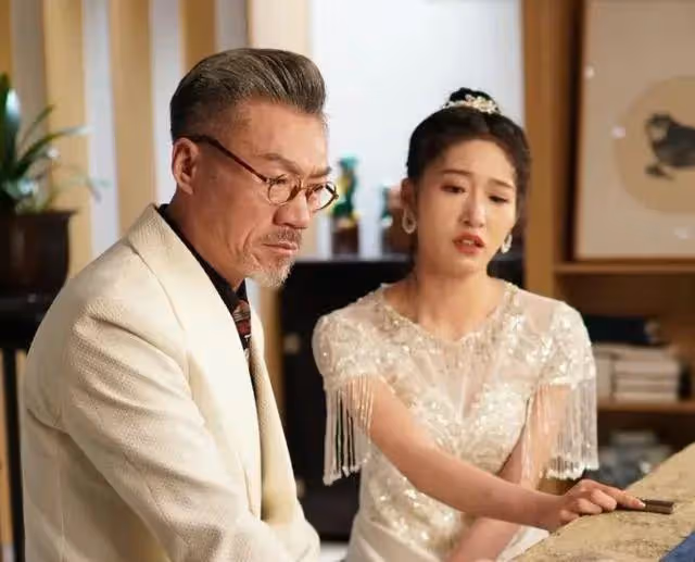 娛樂圈再傳噩耗!52歲「爽劇」演員肖萬閣,因急性腸穿孔不幸去世