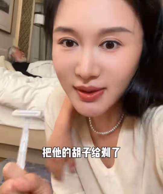 張紀中鬍子成焦點,杜星霖欲剃卻止,家庭玩笑引熱議
