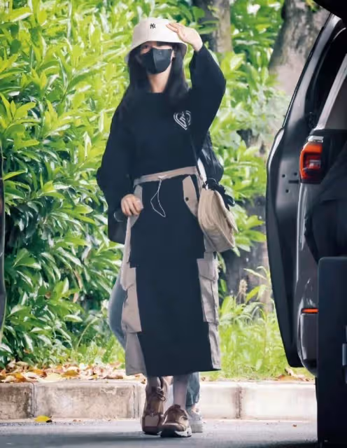 楊紫近照顏值徹底開掛!穿衣太美完全不敢認,終於把造型團隊換了