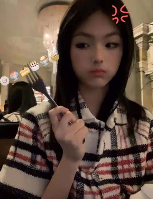 王詩齡近照好辣妹!穿衣露大腿把大家都美到了,在英國街頭太驚艷