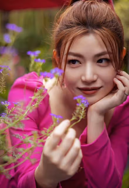陳妍希40歲生日陳曉兒子甜蜜陪伴!她穿粉色好嫩啊,兒子大出風頭