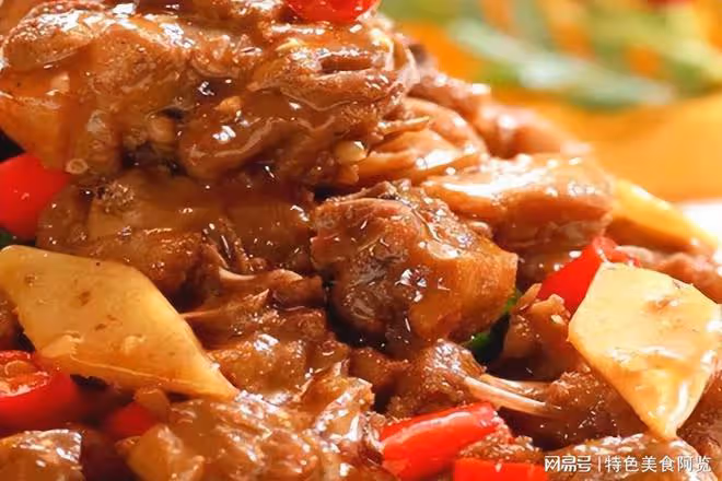 99%的人都愛吃的姜爆鴨,鮮辣下飯,滋補味美,老少皆宜的美食