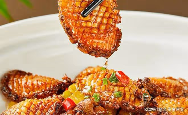 鮑魚絕絕子的下飯吃法,搭配蒜末炒一炒,嫩鮮下飯,保姆級攻略