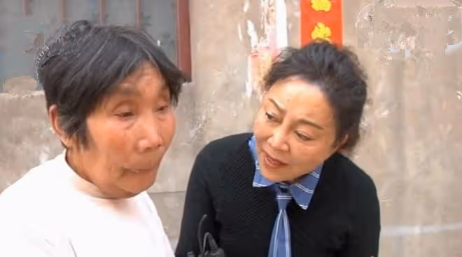 丈夫捲走積蓄離家31年,身患腦梗後祈求妻兒收留,妻子:我不要他