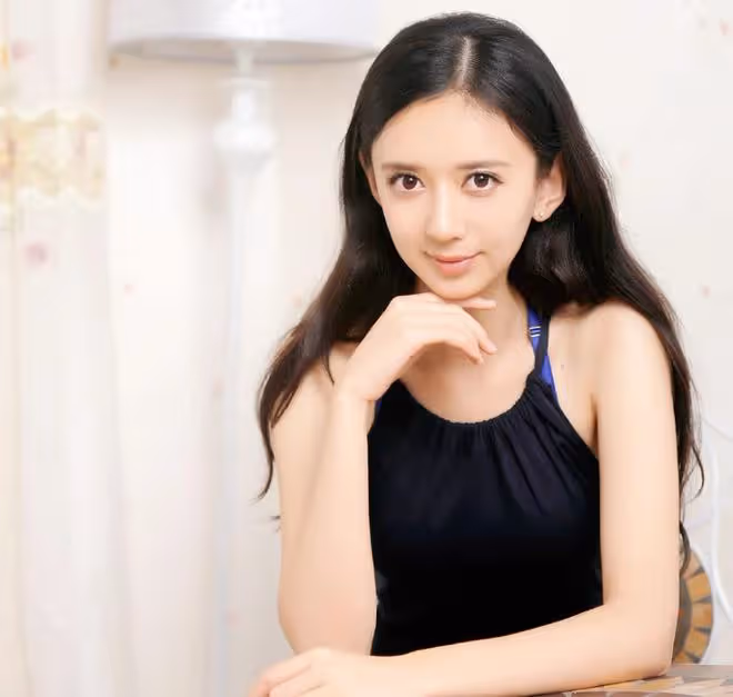 高亞麟出軌對象舊照曝光,怎好意思稱北電校花?如今算是脫胎換骨