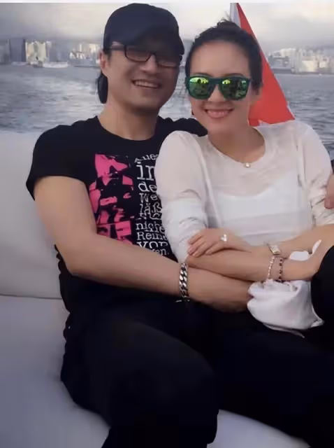 章子怡離婚後首曬女兒,8歲醒醒長大了,母女穿古裝舞蹈超溫馨!