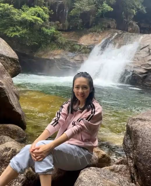 章子怡離婚後首曬女兒,8歲醒醒長大了,母女穿古裝舞蹈超溫馨!