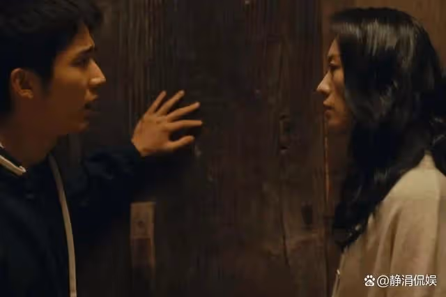 《微暗之火》周洛為愛犧牲,南雅發現這女孩也中了魔咒