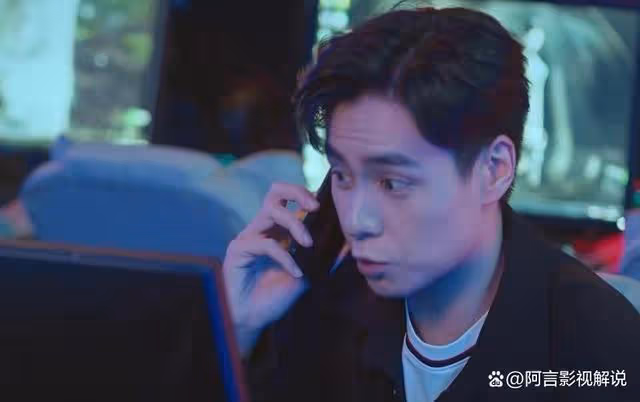 戀愛:徐嘉成發現李瀟瀟暗戀,葉晗強吻宣誓主權:這是我寶寶