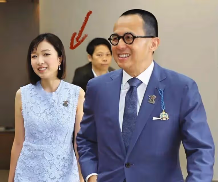 郭嘉文享受闊太生活,做美甲曬美腿護理照!對結婚的慾望變淡了