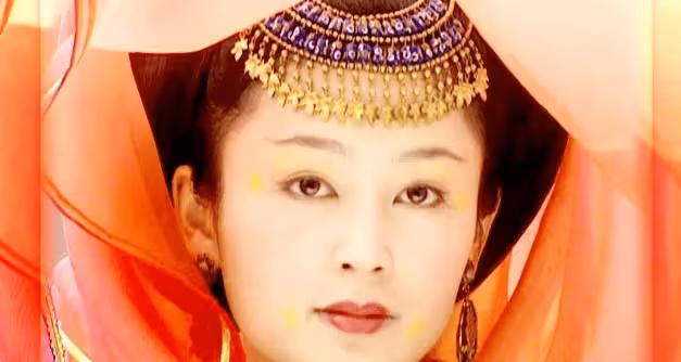 她獲稱「大陸第一美人」，兩大名導為之傾倒，今歲風采依舊！
