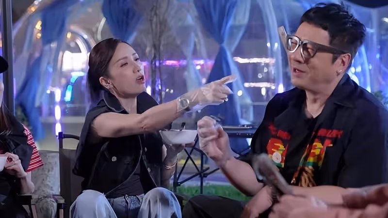 TVB恩愛夫妻上節目派狗糧!男方無悔演風月片,曾是西門慶專業戶