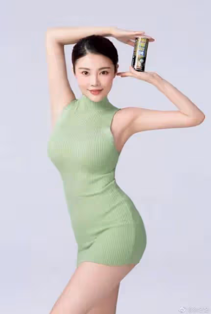 椰樹因擦邊廣告被罰40萬!徐冬冬廣告最性感火辣