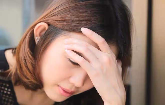 男人如果有這3種行為,說明他後悔出軌了,根本不想離!