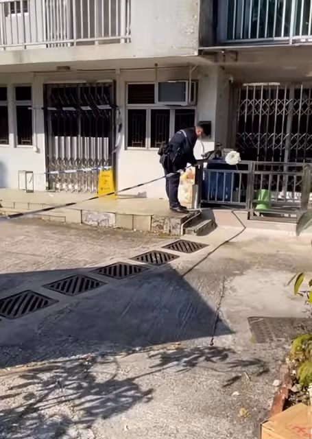 蔡天鳳事發地再出命案，2名女子被襲身亡，現場有人送悼念鮮花