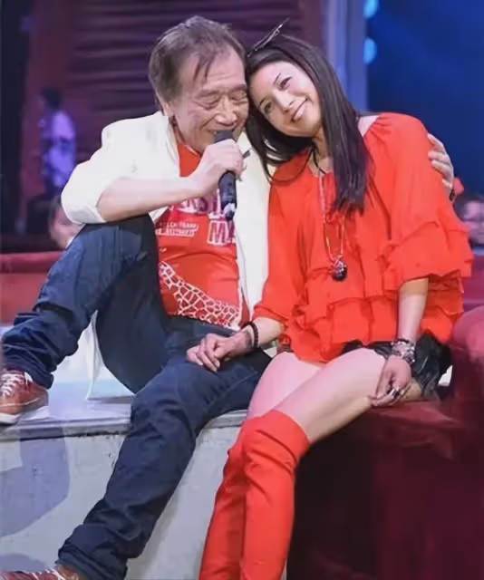 「急智歌王」張帝:娶小33歲的女兒閨蜜為妻,如今80歲仍恩愛無比