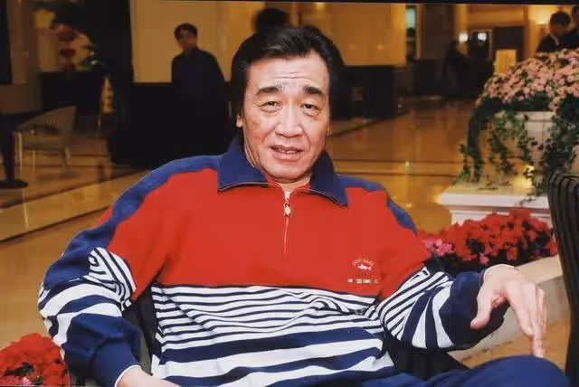 「急智歌王」張帝:娶小33歲的女兒閨蜜為妻,如今80歲仍恩愛無比
