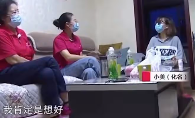 夫妻吵架妻子就嚷嚷著要離婚,丈夫第一次同意,妻子崩潰大哭