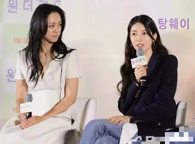 《夢境》發布會,湯唯秀智朴寶劍現身宣傳,連湯唯也逃不過水光肌
