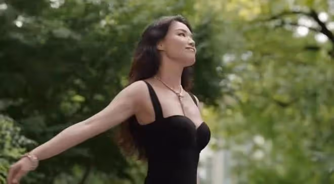 舒淇驚艷回歸成大贏家!悶聲干大事拿下新代言,最新廣告美過眾人